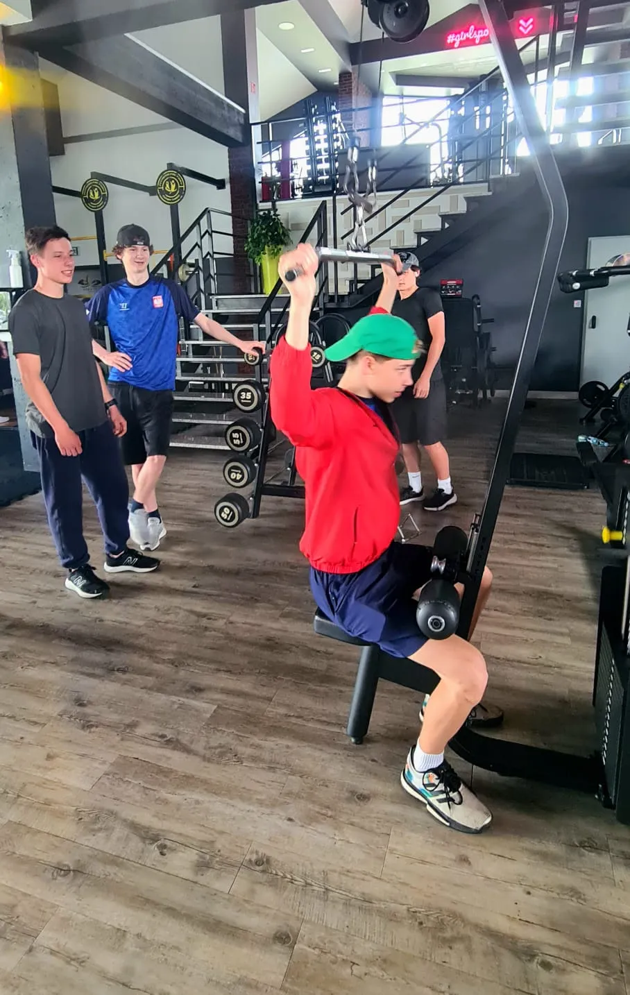 SMS Podhale Nowy Targ rozpoczęło przygotowania kondycyjne do nowego sezonu. Proces szkoleniowy w pełni zindywidualizowany i profesjonalny